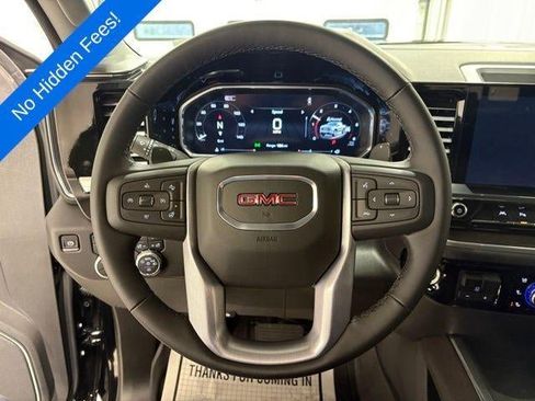 New 2026 GMC Sierra 1500 SLT image 8