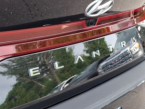 Certified 2023 Hyundai Elantra SEL FWD image 29