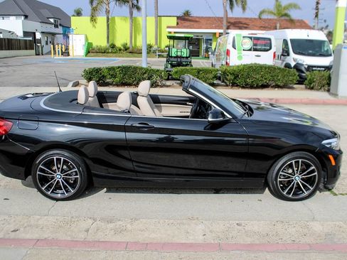 Used 2020 BMW 230i xDrive Convertible w/ Convenience Package image 7