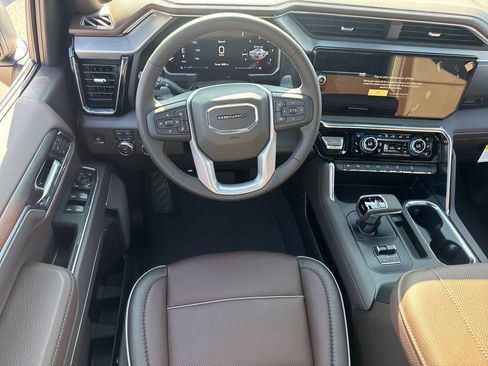New 2026 GMC Sierra 1500 Denali w/ Denali Reserve Package AWD/4WD image 13