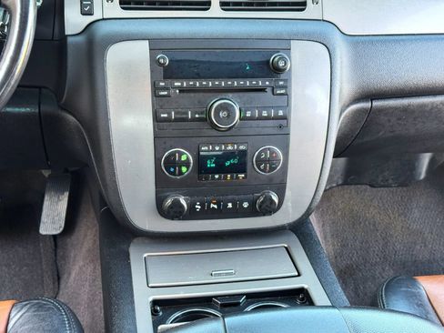 Used 2008 GMC Sierra 1500 SLT w/ All-Terrain Package RWD image 32