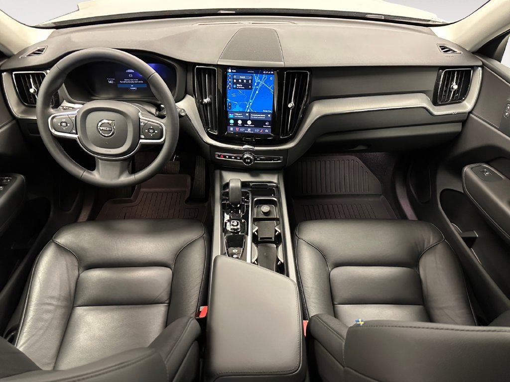 Used 2024 Volvo XC60 B5 Core w/ Climate Package AWD/4WD image 11
