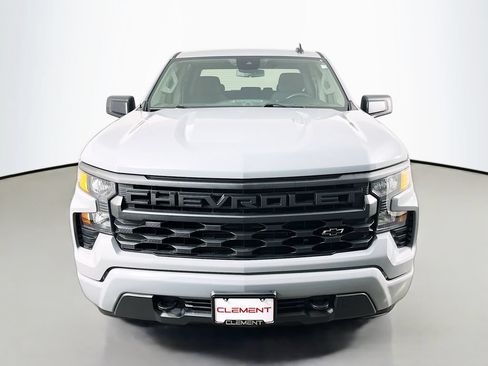 Used 2024 Chevrolet Silverado 1500 Custom w/ Dark Appearance Package AWD/4WD image 3