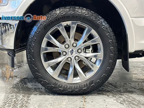 Used 2017 Ford F150 Lariat w/ Equipment Group 502A Luxury image 11