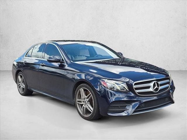 Used 2018 Mercedes-Benz E 300 4MATIC image 3