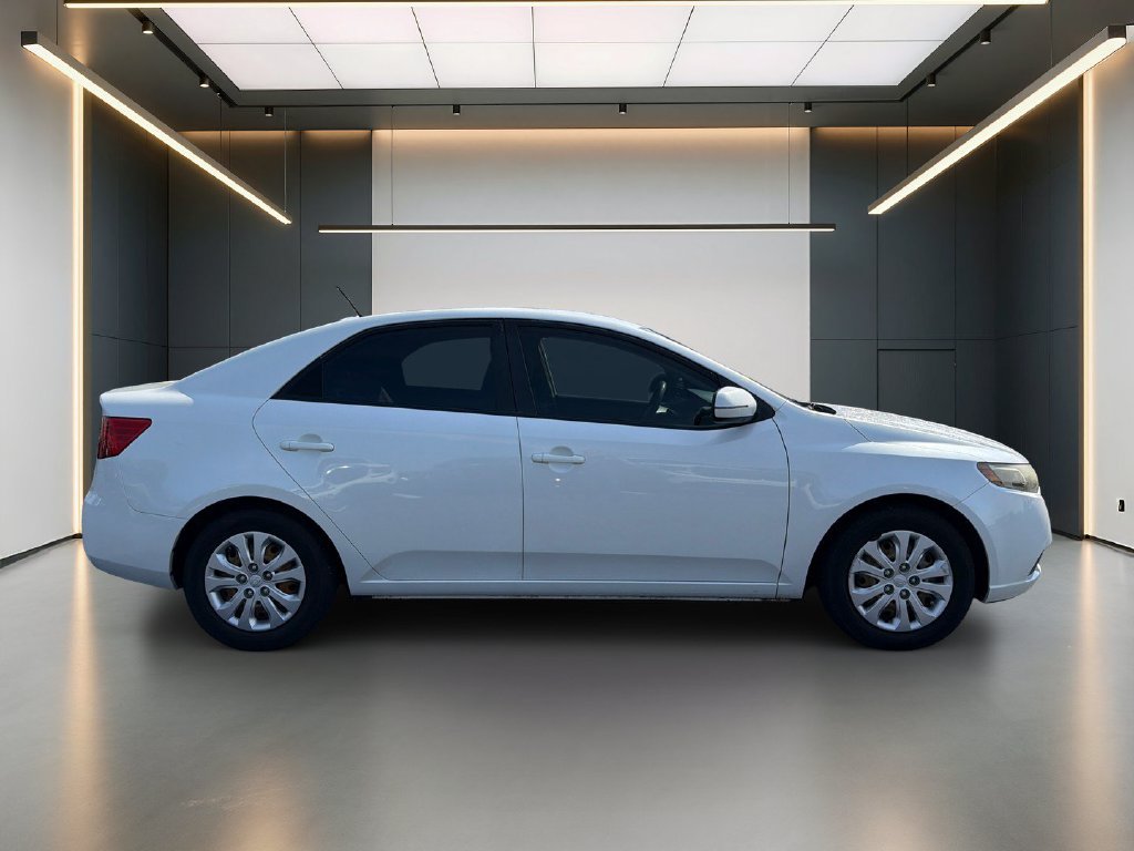 Used 2012 Kia Forte EX FWD image 7