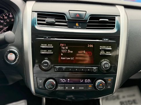 Used 2013 Nissan Altima 2.5 SV FWD image 16