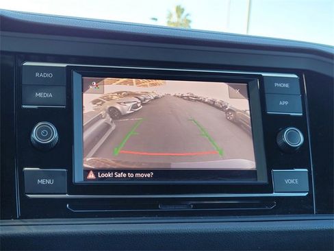 Used 2024 Volkswagen Jetta S image 10