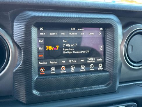 Used 2021 Jeep Wrangler Sport S image 29