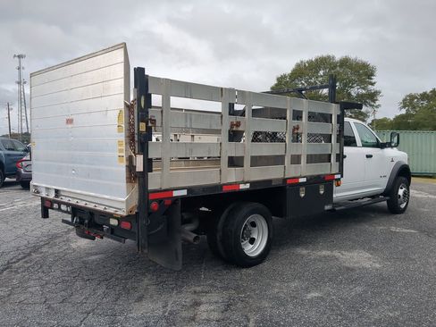 Used 2020 RAM 5500 Tradesman w/ Max Tow Package image 3