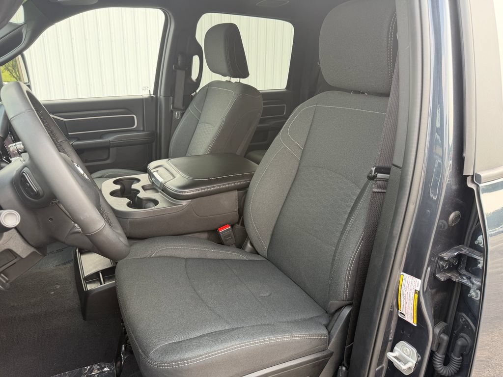 Used 2025 RAM 2500 Big Horn AWD/4WD image 22