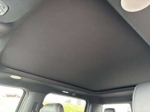 Used 2024 Ford F250 Platinum w/ Tremor Off-Road Package image 18