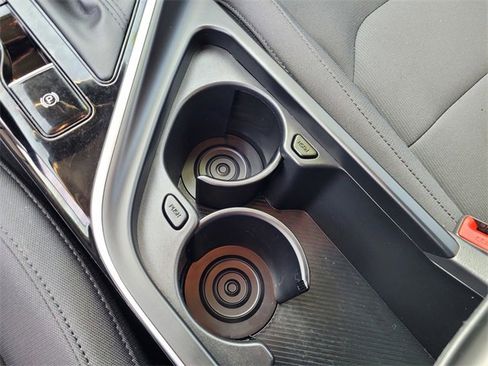 Used 2025 Kia Niro LX image 17