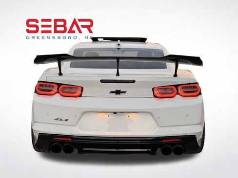 Used 2022 Chevrolet Camaro ZL1 RWD image 15