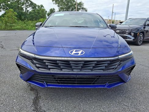 New 2026 Hyundai Elantra Sport image 2