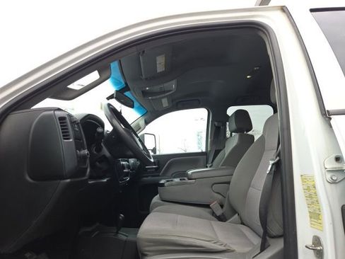 Used 2018 Chevrolet Silverado 2500 W/T w/ WT Fleet Convenience Package image 16