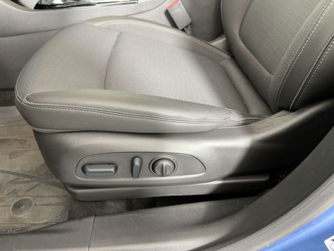 Used 2025 Buick Encore GX Preferred w/ Comfort Package image 12