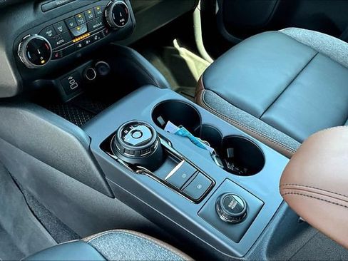 Used 2023 Ford Bronco Sport Outer Banks AWD/4WD image 18