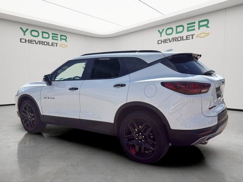 Used 2023 Chevrolet Blazer LT AWD/4WD image 9