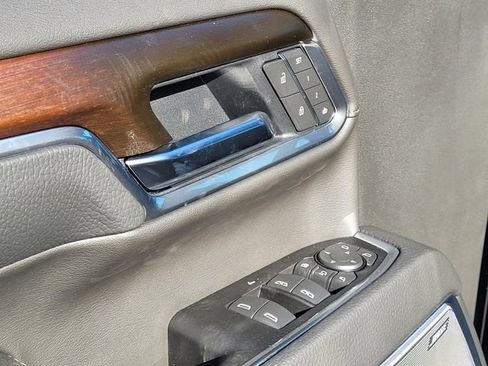 New 2026 GMC Sierra 2500 Denali w/ Denali Reserve Package image 23