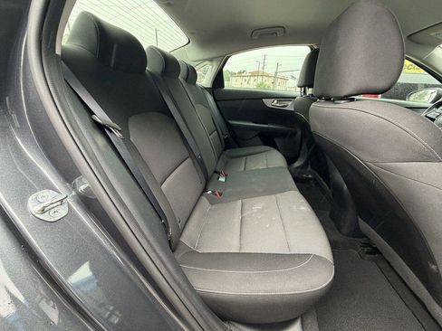 Used 2023 Kia Forte LXS FWD image 18