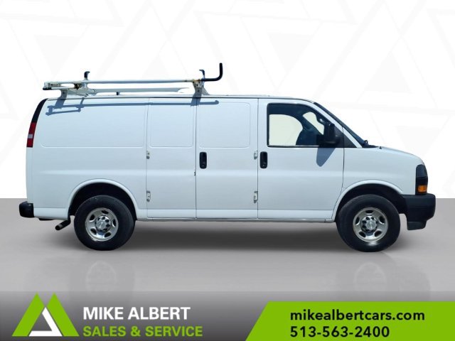 Used 2021 Chevrolet Express 2500 w/ Driver Convenience Package RWD image 8