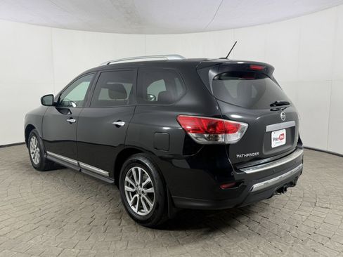 Used 2016 Nissan Pathfinder SL image 5