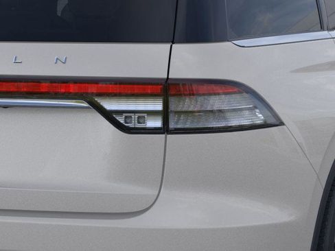 New 2025 Lincoln Aviator Reserve w/ Equipment Group 201A image 21