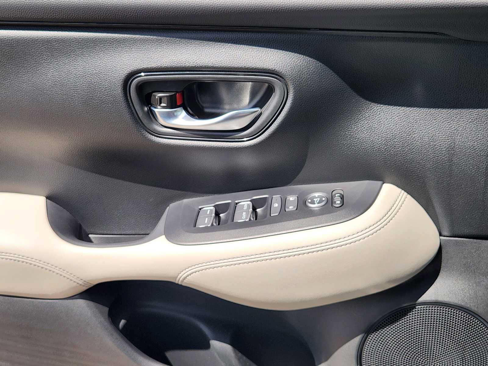 New 2027 Honda HR-V EX-L image 19