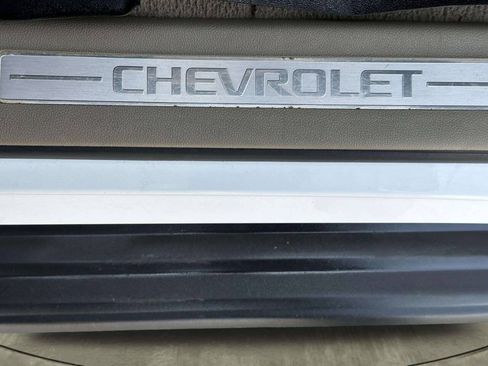 Used 2019 Chevrolet Suburban LT AWD/4WD image 43