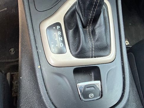 Used 2014 Jeep Cherokee Limited w/ Luxury Group AWD/4WD image 24