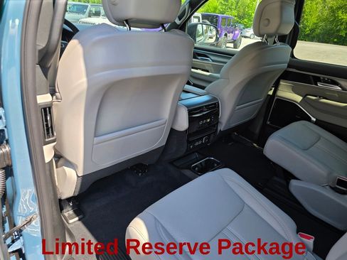 New 2026 Jeep Grand Wagoneer Limited AWD/4WD image 23