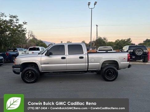 Used 2005 Chevrolet Silverado 2500 LT w/ Heavy-Duty Power Package AWD/4WD image 5