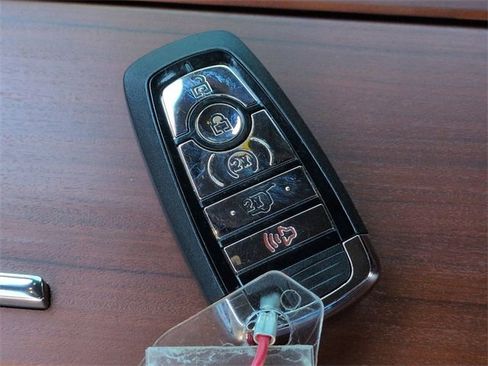 Used 2023 Lincoln Navigator L Reserve image 30