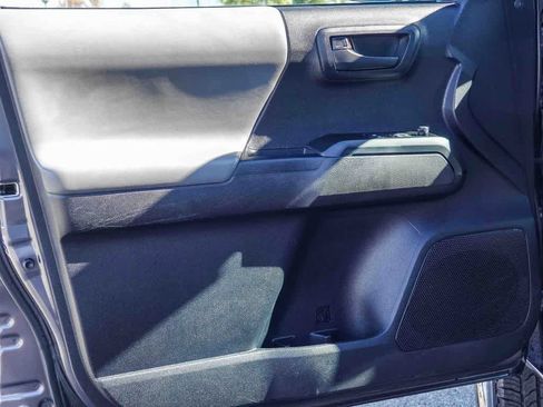 Used 2020 Toyota Tacoma SR image 19