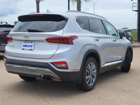 Used 2019 Hyundai Santa Fe SEL FWD image 4