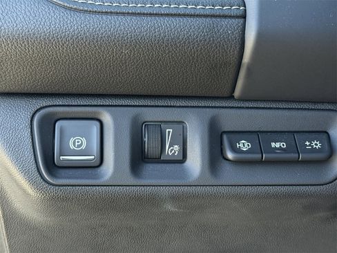 Certified 2022 GMC Acadia Denali w/ Denali Technology Package image 22