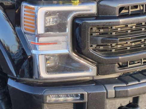 Used 2022 Ford F350 Lariat w/ Tremor Off-Road Package image 11