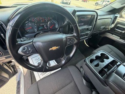 Used 2019 Chevrolet Silverado 1500 LT AWD/4WD image 19