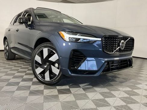 Certified 2024 Volvo XC60 T8 Plus w/ Protection Package Premier AWD/4WD image 49