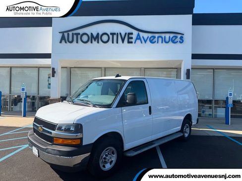 Used 2024 Chevrolet Express 2500 w/ Driver Convenience Package image 1