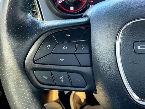 Used 2021 Dodge Challenger SXT w/ Plus Package image 17