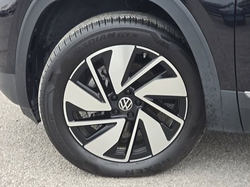 Used 2024 Volkswagen Atlas SEL image 10