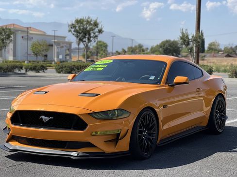 Used 2018 Ford Mustang GT Premium w/ GT Performance Package RWD image 23