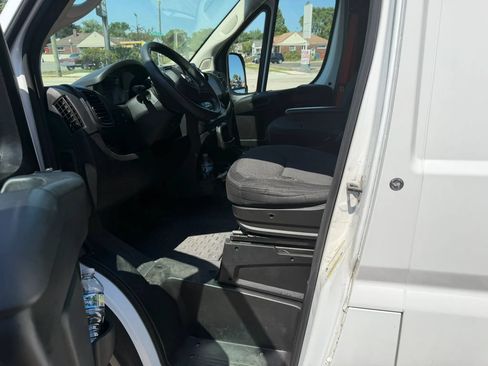 Used 2023 RAM ProMaster 3500 w/ Driver Convenience Group FWD image 7
