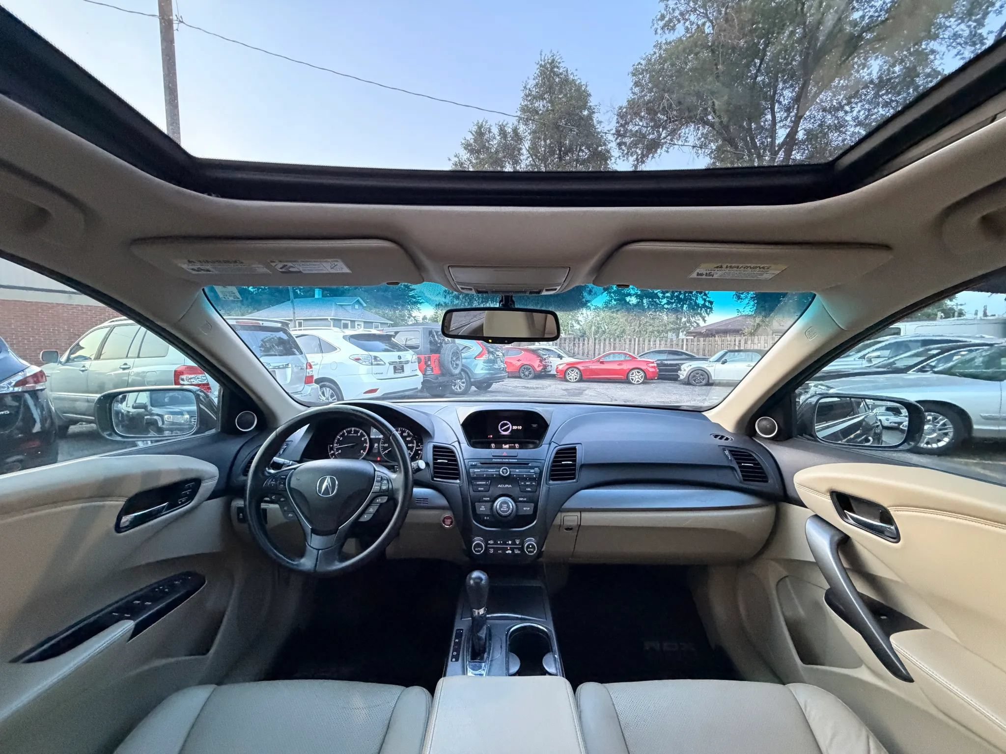 Used 2015 Acura RDX FWD image 2