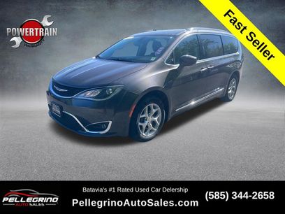 Used 2017 Chrysler Pacifica Touring-L Plus w/ Tire & Wheel Group