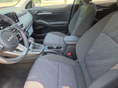 Used 2026 Kia Seltos LX FWD image 9