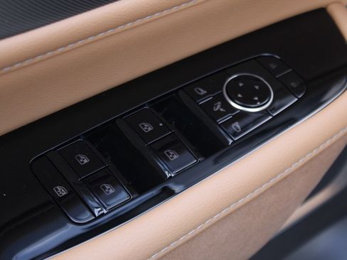 New 2026 INFINITI QX80 Luxe w/ Cargo Package image 16