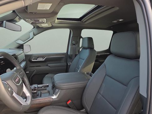 Used 2026 GMC Sierra 1500 SLT w/ SLT Premium Package image 13